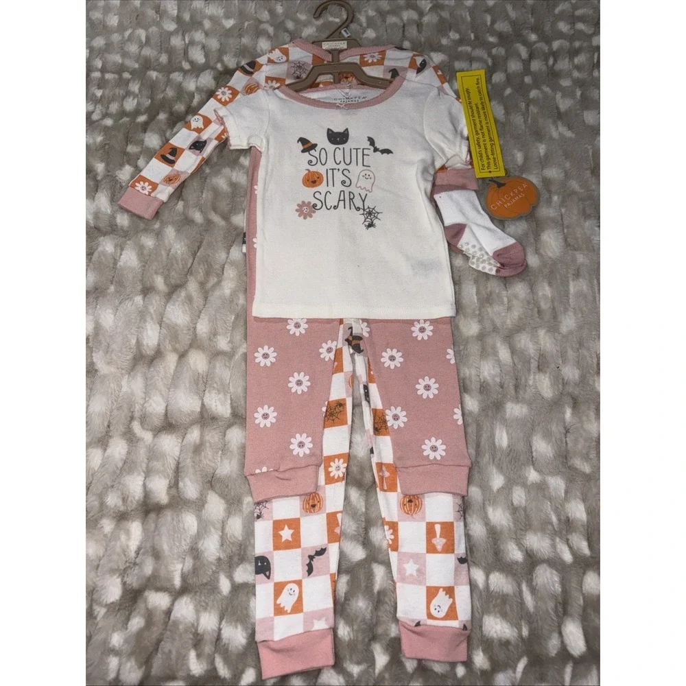 Chick-Pea Baby Halloween Pajama Set  5 pc set 2 Shirts 2 Pants Socks So Cute